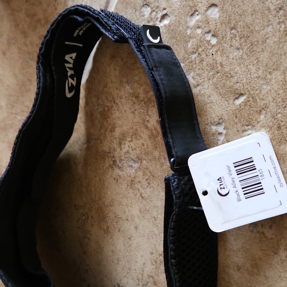 NWT Zyia black visor - Picture 9 of 9